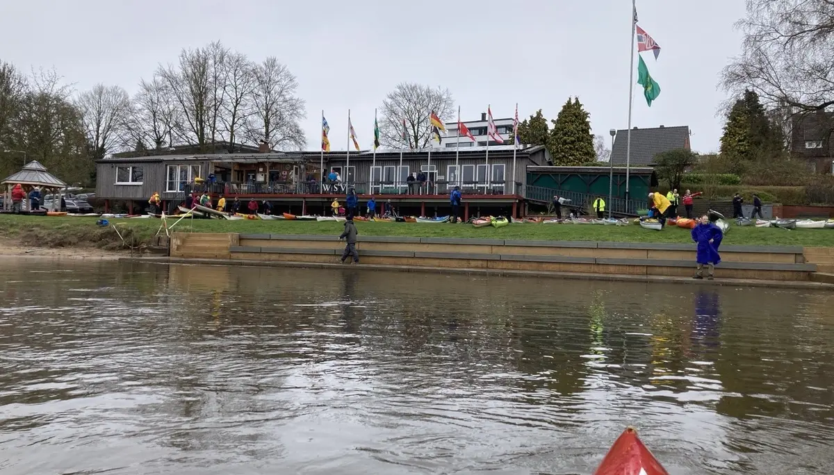 Buntes Treiben im Ziel in Verden | © Marion Friebe