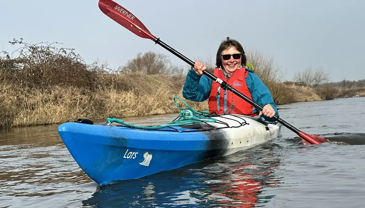 Ruth in ihrem Lieblingseisbärenboot | © Miriam Link