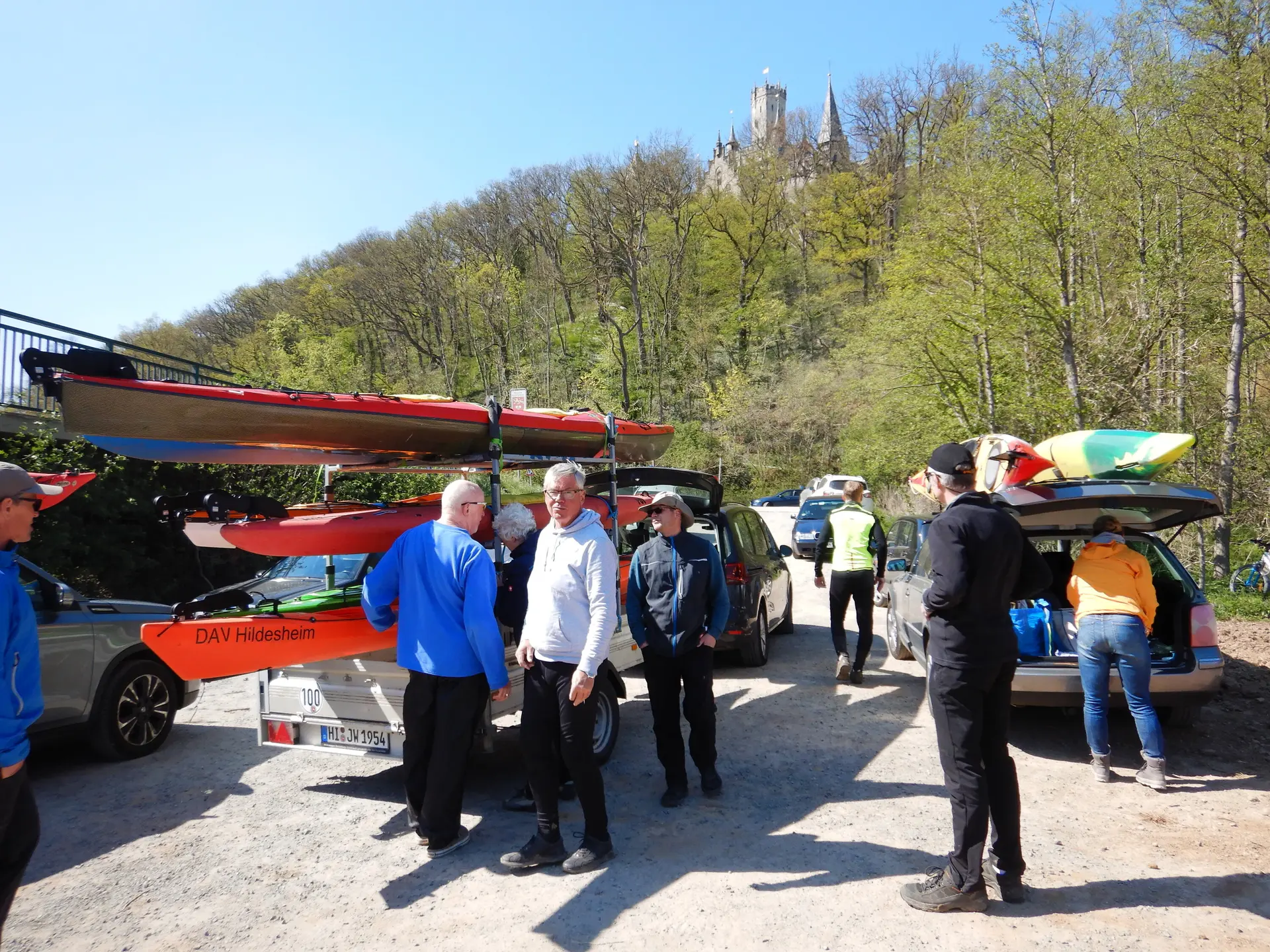      Fertigmachen zum Rücktransport  | © Kanugruppe