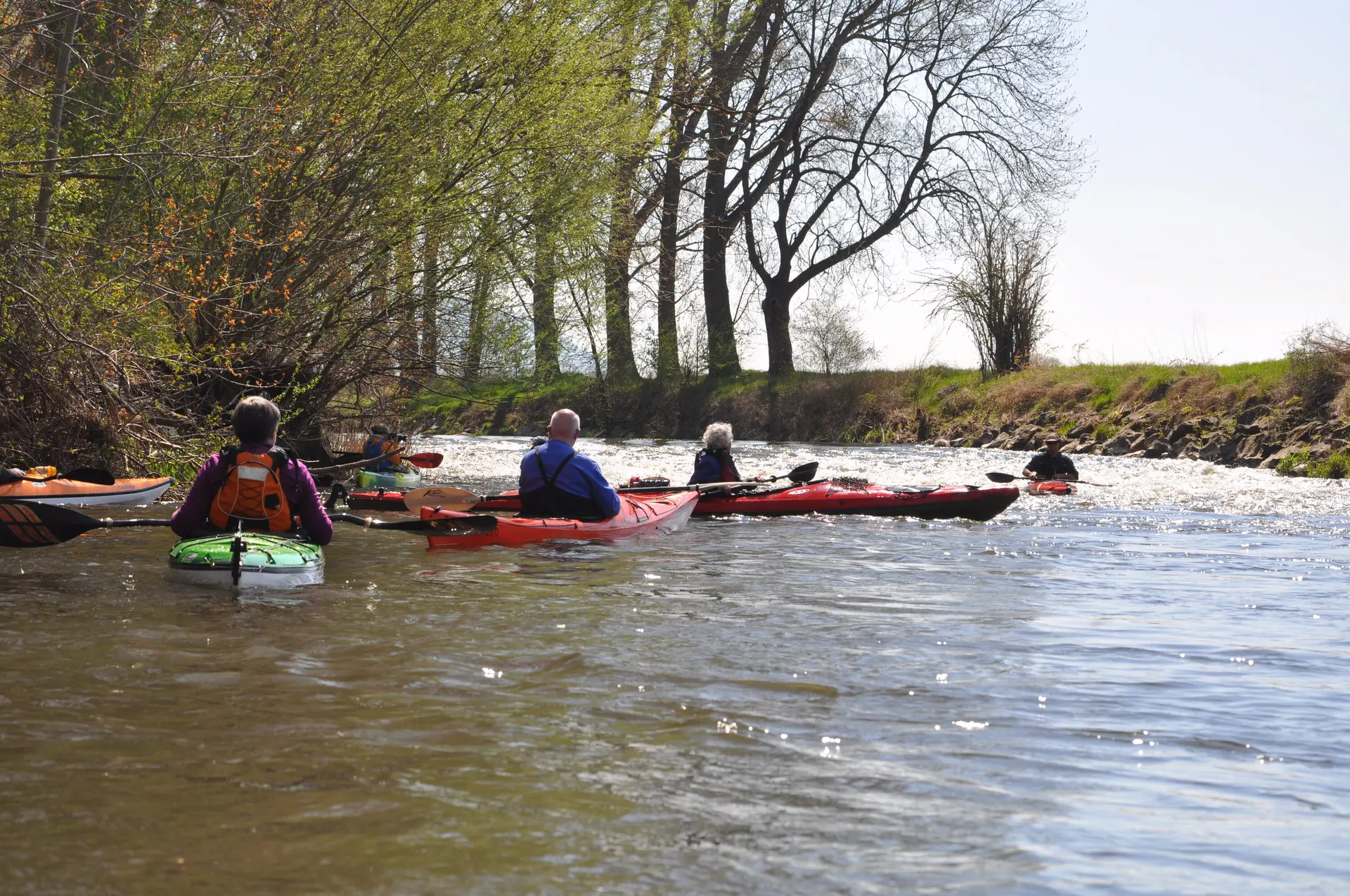 Am Schwall kurz nach dem Start  | © Kanugruppe