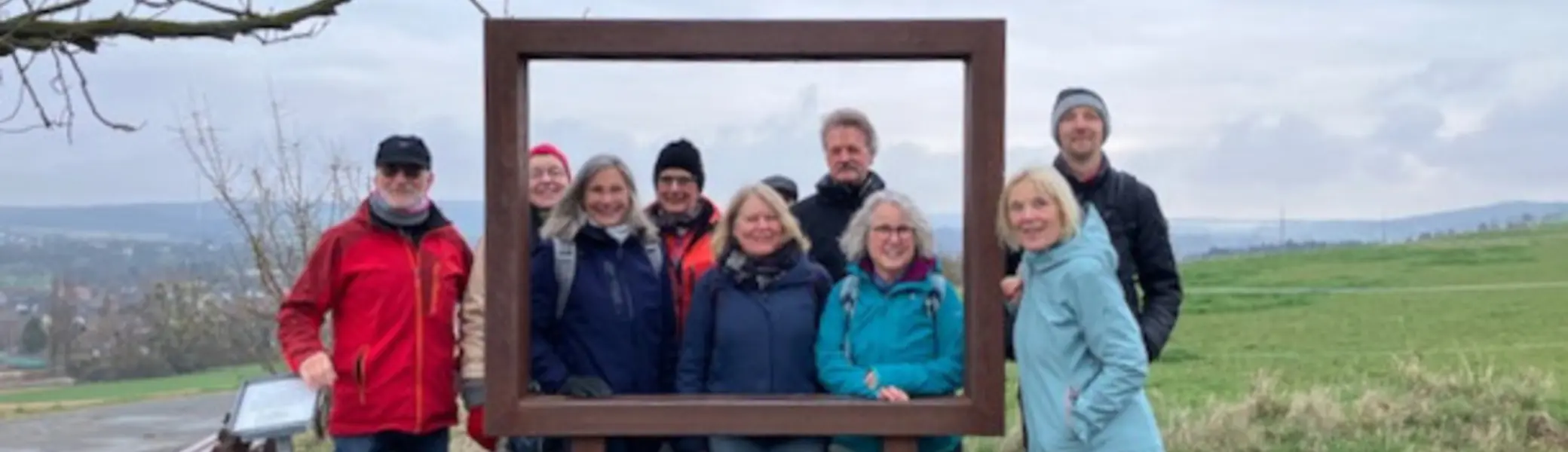 Gruppe im Landschaftsrahmen oberhalb von Groß Düngen | © Frank Teumer
